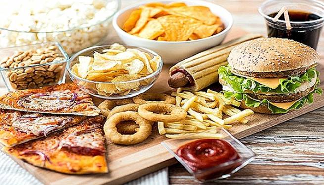 Th&oacute;i quen ăn mặn hủy hoại lợi khuẩn đường ruột