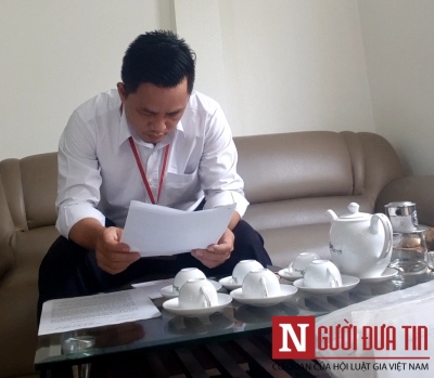 Nguy cơ mất nhà sau khi nhờ em vợ giữ giấy tờ: Ai tiếp tay cho đối tượng làm giả giấy tờ chuyển nhượng?