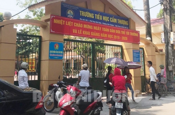 Hơn 100 học sinh phải nghỉ học vì &quot;bệnh lạ&quot;