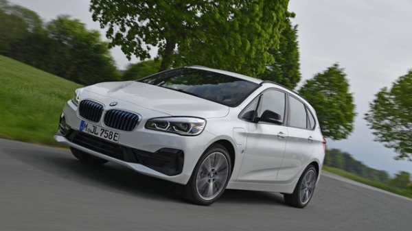 BMW khai tử toàn bộ đội hình minivan sau thế hệ hiện tại