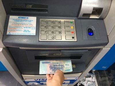 Ngân hàng phải cảnh báo thủ đoạn trộm tiền từ ATM