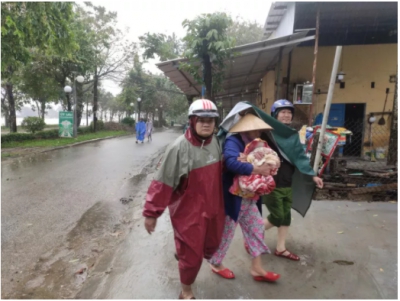 Thừa Thiên - Huế &quot;nín thở&quot;, gồng mình đón bão số 13