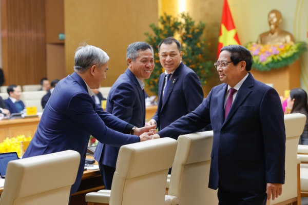 Thủ tướng đề nghị doanh nghiệp tham gia vào các “việc lớn” của đất nước