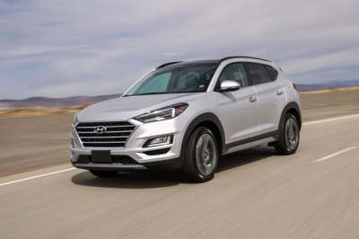 Hyundai Tucson 2019 với nội thất kiểu Santa Fe rục rịch ra mắt tại Việt Nam, mẫu cũ &quot;cháy&quot; hàng trước Tết