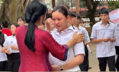 Đề thi THPT quá khó: Thí sinh “trở tay không kịp”, phụ huynh lo lắng