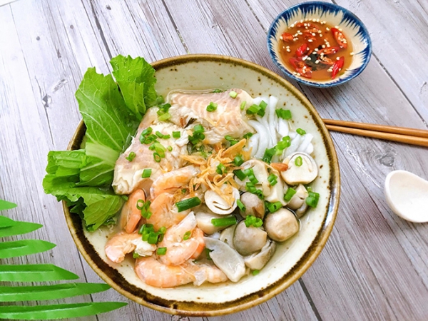 Bánh canh cá lóc