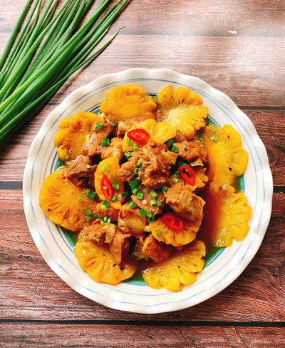 Sườn kho dứa