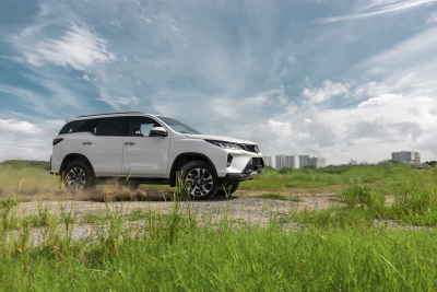 Giá lăn bánh Toyota Fortuner mới nhất