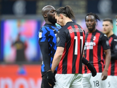 Người hùng Ibrahimovic hóa tội đồ, AC Milan thua ngược Inter ở Cúp quốc gia Ý