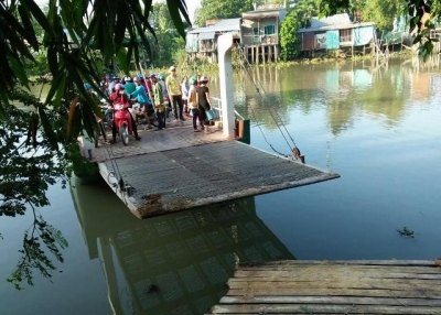 Khu du lịch dùng phương tiện thủy phục vụ du khách sau sự cố sập cầu Tân Nghĩa