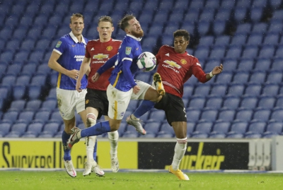 Đẳng cấp lên tiếng, Man United đoạt vé tứ kết League Cup