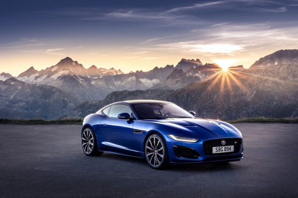 Jaguar F-Type ra mắt phiên bản hoàn toàn mới, nhiều lựa chọn động cơ