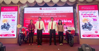 Agribank chi nhánh Long An và Đông Long An: Quay số trao giải đặc biệt chương trình huy động tiền gửi tiết kiệm