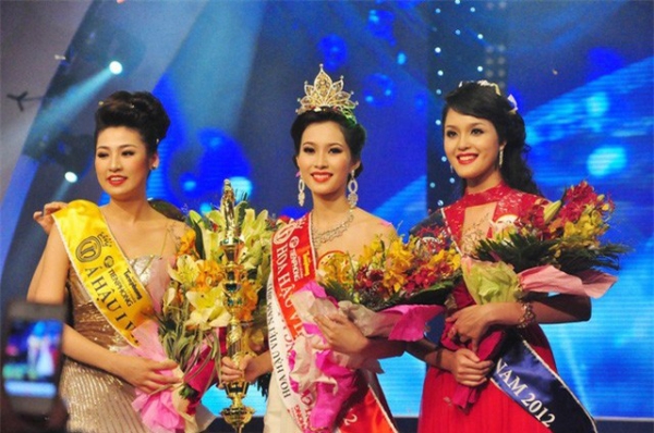 Cuộc sống hôn nhân của top 3 Hoa hậu Việt Nam 2012