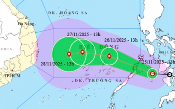 &Aacute;p thấp nhiệt đới di chuyển nhanh hơn, sắp mạnh th&agrave;nh b&atilde;o số 15 giật tới cấp 12, hướng v&agrave;o đ&acirc;u?