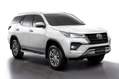 ‘Soi’ Toyota Fortuner 2020 vừa trình làng giá gần 1 tỷ đồng