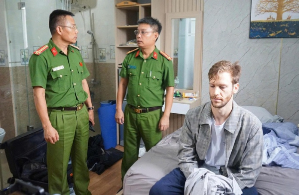 Bất ngờ với h&agrave;nh tr&igrave;nh v&agrave; &ldquo;kho chứa v&agrave;ng&rdquo; của đối tượng cướp tiệm v&agrave;ng ở Đ&agrave; Nẵng