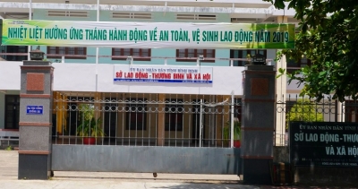 Phó giám đốc sở xin nghỉ đi chữa bệnh bị tố nợ hàng chục tỷ đồng