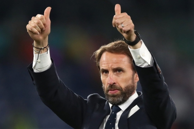 CĐV tuyển Anh yêu cầu dựng tượng HLV Gareth Southgate