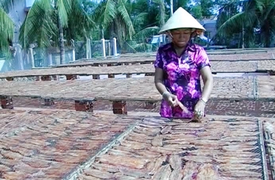 Đẩy mạnh phát triển kinh tế biển