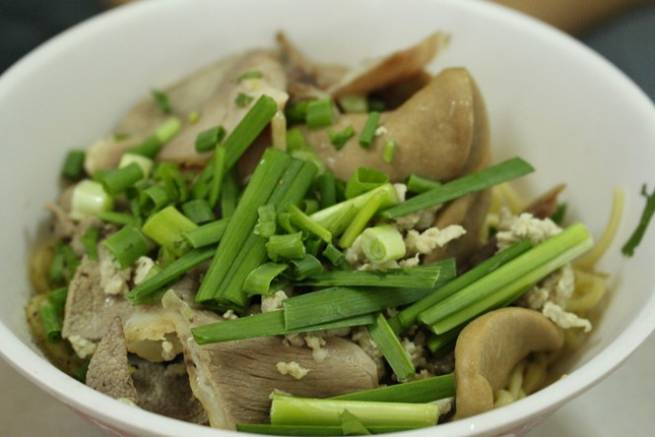 Những qu&aacute;n ăn m&ecirc; hoặc người S&agrave;i th&agrave;nh suốt nửa thế kỷ