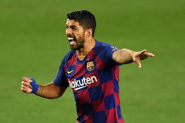 Suarez bị Barca lật lọng ở những giây cuối cùng