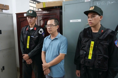 Bắt tạm giam 1 cựu gi&aacute;m đốc chi nh&aacute;nh ng&acirc;n h&agrave;ng ở Cần Thơ