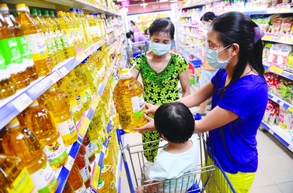 Co.opXtra, Co.opmart, Co.op Food giảm giá 10.000 sản phẩm thiết yếu