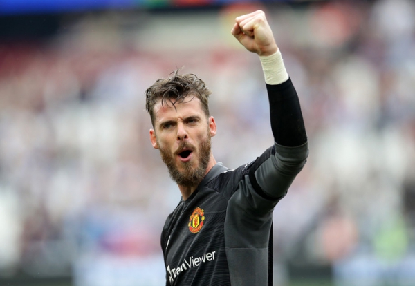 De Gea cản phạt đền sau 5 năm, chặn đứng chuỗi 40 bàn thua