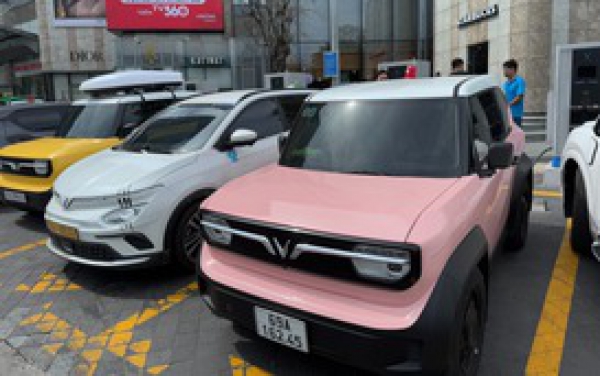 &Ocirc;t&ocirc; điện sẽ phải đ&oacute;ng lệ ph&iacute; trước bạ từ th&aacute;ng 3-2025