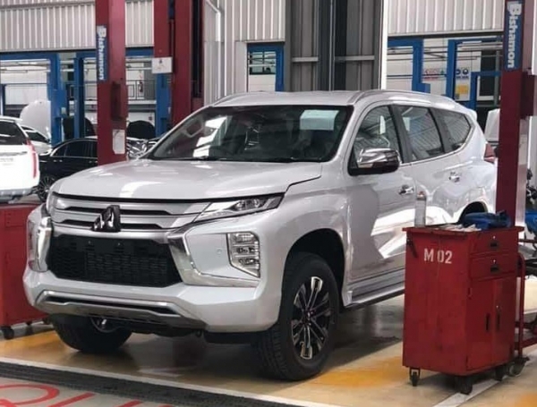 Lộ hình ảnh thực tế Mitsubishi Pajero Sport 2020 sẽ bán tại Việt Nam