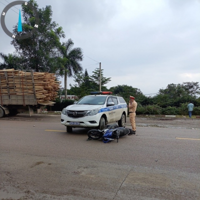 Tông vào xe CSGT, nam thanh niên ở Quảng Nam tử vong