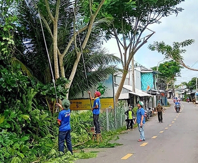 Củng cố, xây dựng các tuyến đường “Sáng-xanh-sạch-đẹp”