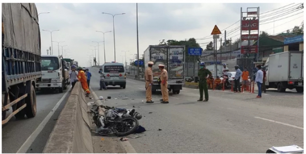 Chạy ngược chiều với tốc độ cao, một thanh niên tử vong ở nút giao An Sương