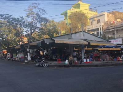 Miền Tây quay quắt trong &quot;bão khô&quot;