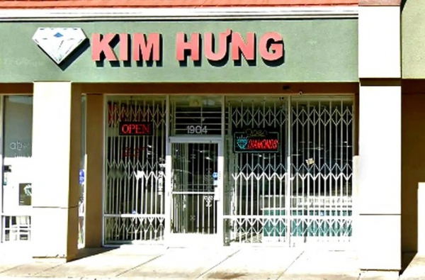 Tiệm vàng Kim Hưng ở California - Mỹ bị cướp táo tợn