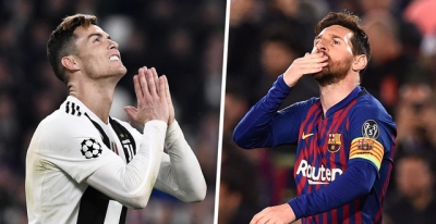 Messi đánh bại Ronaldo để trở thành cầu thủ vĩ đại nhất trong 25 năm qua