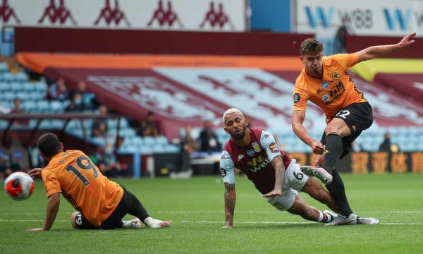 Đả bại Aston Villa, Wolves vượt MU trong cuộc đua top 4