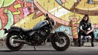 Honda Rebel 500 bổ sung màu mới, giữ giá 180 triệu đồng