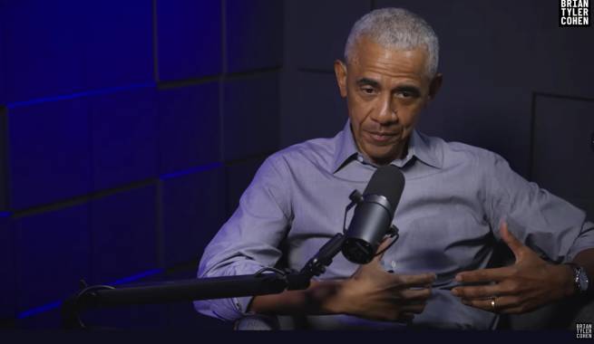 Cựu Tổng thống Mỹ Barack Obama n&oacute;i r&otilde; về người ngo&agrave;i h&agrave;nh tinh