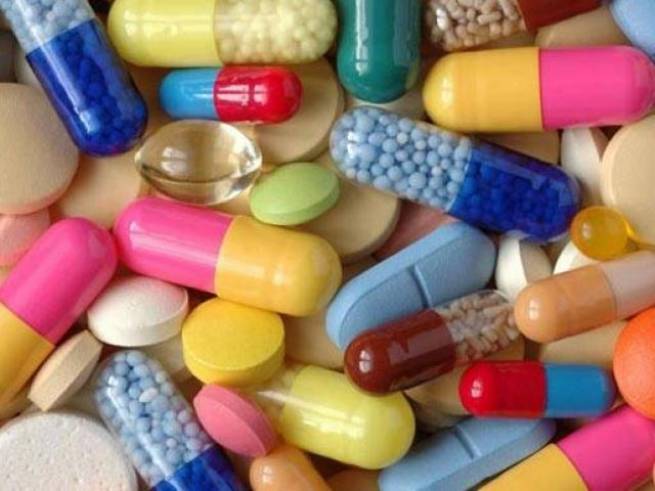 Bộ Y tế cảnh b&aacute;o nhiều phản ứng c&oacute; hại của c&aacute;c thuốc chứa chymotrypsin