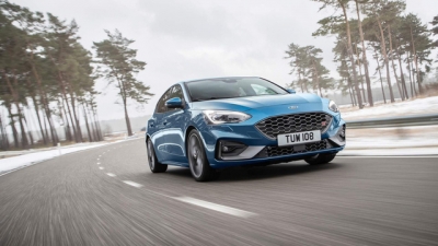 Ford Focus ST 2019 bất ngờ trình diện