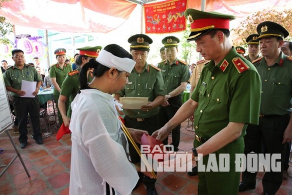 Truy thăng cấp bậc hàm trung tá cho thiếu tá CSGT bị tông tử vong