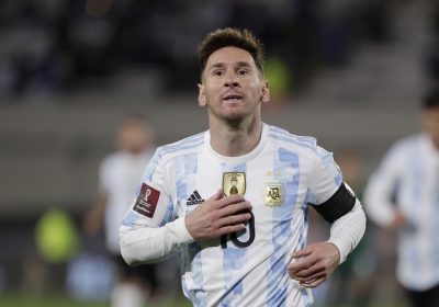 Messi lập hat-trick, vượt kỳ tích &quot;vua&quot; Pele ở vòng loại World Cup