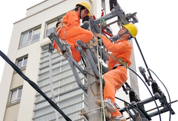 Bộ Công Thương lập 3 đoàn kiểm tra việc điều chỉnh tăng giá điện 8,36%