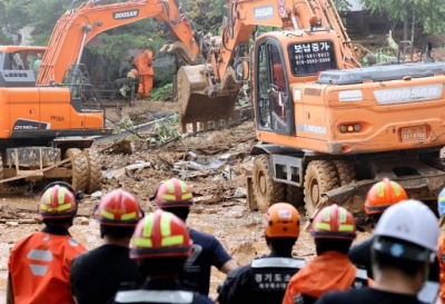 Mưa bão hoành hành tại Trung Quốc, Hàn Quốc, Mỹ