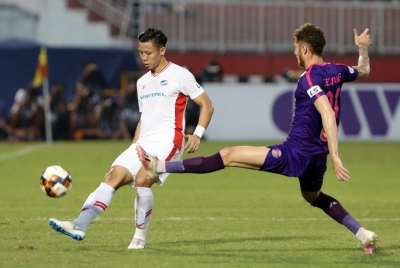 Vô địch V-League sẽ nhận Quả bóng vàng?