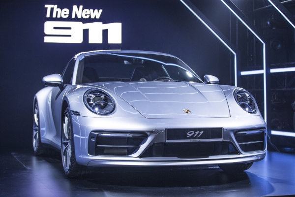 Porsche 911 mới ra mắt tại Việt Nam giá khởi điểm 7,6 tỷ