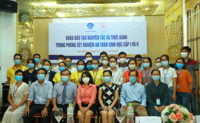 Tập huấn an toàn sinh học trong phòng xét nghiệm