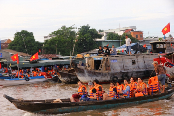 Du lịch miền Tây giá rẻ bất ngờ